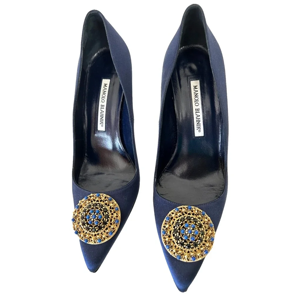 Manolo Blahnik Rigiuba Navy Blue Silk Satin Jeweled Pumps Heels 38 Box Bag